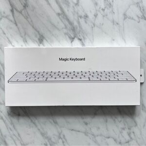 [BNIB] Apple Magic Keyboard Model A2450